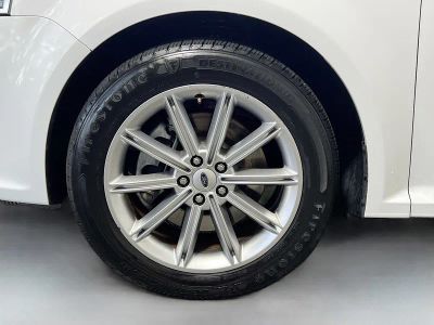 2017 Ford Flex — photo 11 view