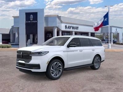 2026 Lincoln Navigator Premiere in White Metallic — front three-quarter view