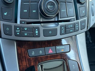 2011 Buick LaCrosse — photo 20 view