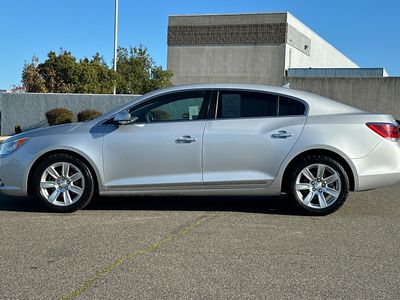2011 Buick LaCrosse — photo 9 view
