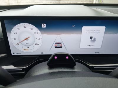 2025 Genesis GV80 - Photo 23