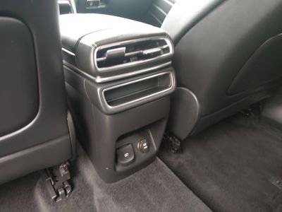 2025 Genesis GV80 - Photo 16