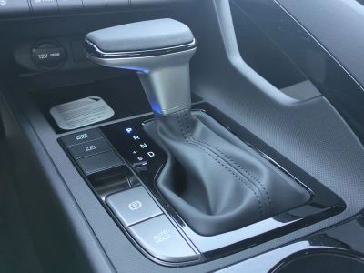 2026 Hyundai ELANTRA — photo 7 view
