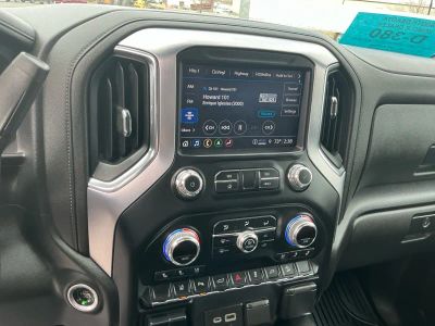 2022 GMC Sierra 2500HD — photo 11 view