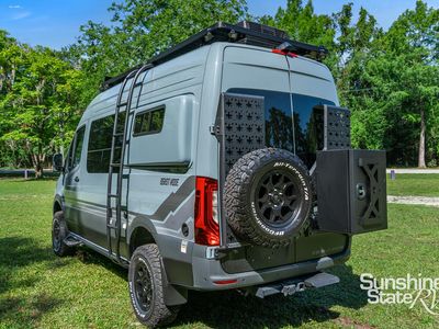 2025 Storyteller Overland - Photo 21