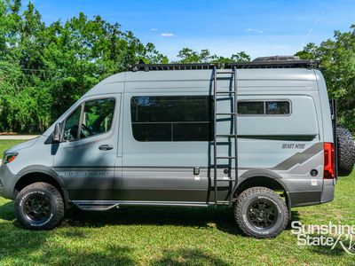 2025 Storyteller Overland - Photo 17