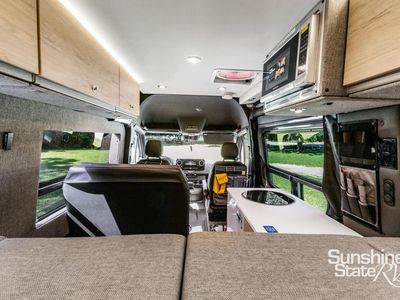 2025 Storyteller Overland - Photo 22