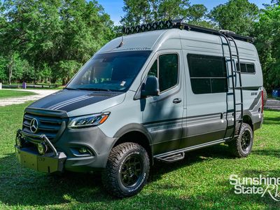 2025 Storyteller Overland - Photo 10