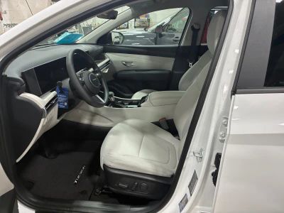 2026 Hyundai Tucson — photo 9 view