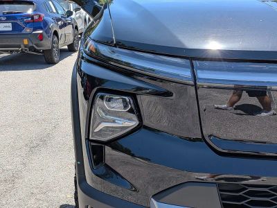 2026 Chevrolet Silverado EV — photo 10 view