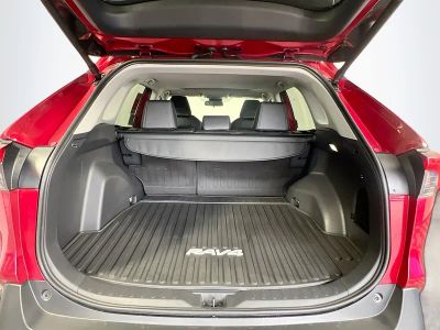 2025 Toyota RAV4 — photo 30 view