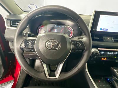 2025 Toyota RAV4 — photo 15 view