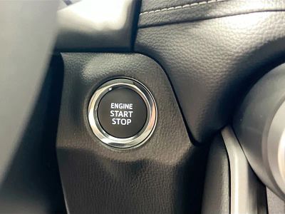 2025 Toyota RAV4 — photo 20 view