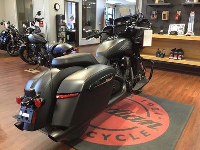 2025 Indian Motorcycle Challenger Dark Horse 112 Black Smoke - Photo 6