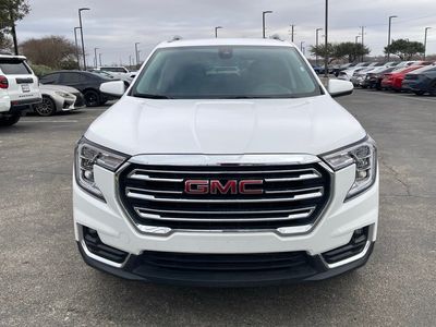 2024 GMC Terrain - Photo 2
