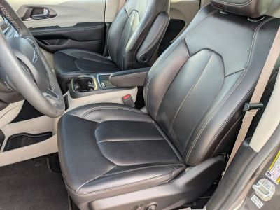 2023 Chrysler Pacifica Hybrid - Photo 27