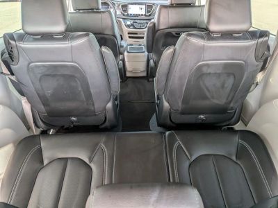 2023 Chrysler Pacifica Hybrid - Photo 29