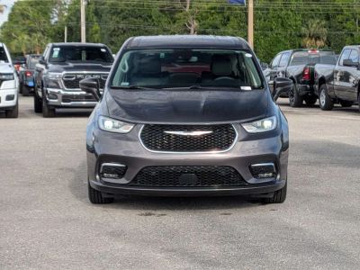 2023 Chrysler Pacifica Hybrid - Photo 8