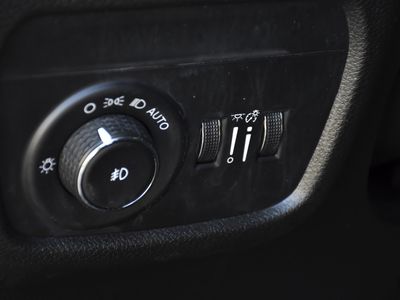 2023 Jeep Grand Cherokee - Photo 20