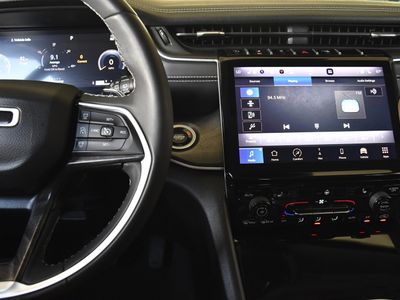 2023 Jeep Grand Cherokee - Photo 11