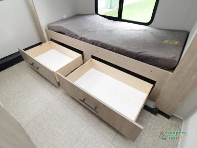 2025 Grand Design Imagine XLS — photo 25 view