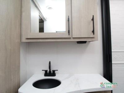 2025 Grand Design Imagine XLS — photo 29 view