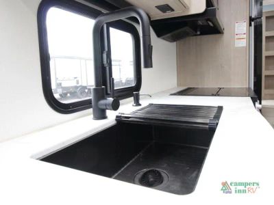 2025 Grand Design Imagine XLS — photo 10 view