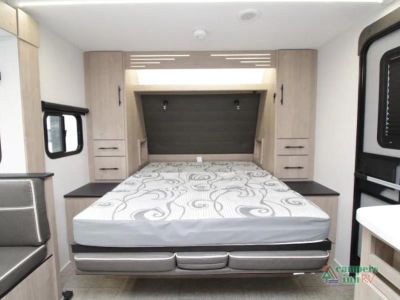 2025 Grand Design Imagine XLS — photo 33 view