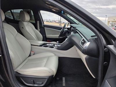 2023 Genesis G70 - Photo 27