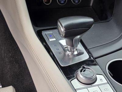 2023 Genesis G70 - Photo 22