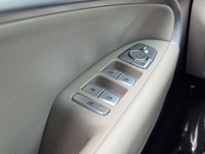 2023 Genesis G70 - Photo 16