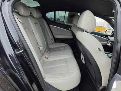 2023 Genesis G70 - Photo 28
