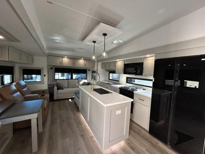 2026 Brinkley Model Z - Photo 9