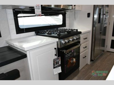 2026 Jayco Pinnacle - Photo 16