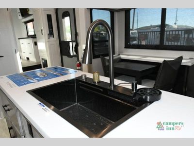 2026 Jayco Pinnacle - Photo 18