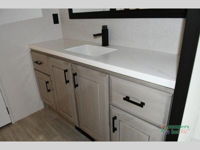 2026 Jayco Pinnacle - Photo 31