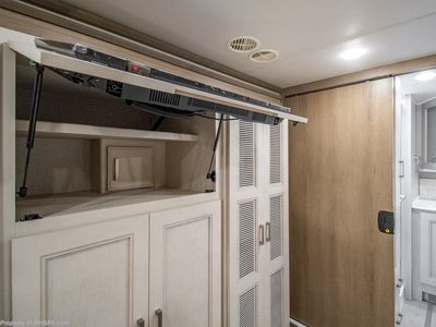 2026 Thor Motor Coach Aria - Photo 33