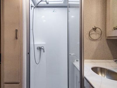 2026 Thor Motor Coach Aria - Photo 38