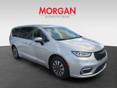2023 Chrysler Pacifica - Photo 2
