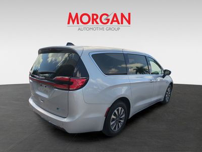 2023 Chrysler Pacifica - Photo 5