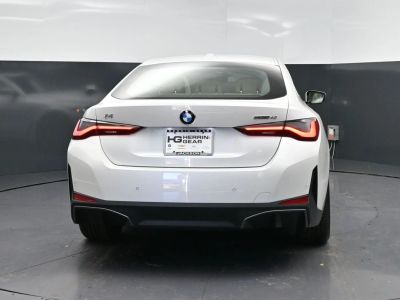2026 BMW i4 - Photo 7
