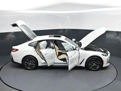 2026 BMW i4 - Photo 51