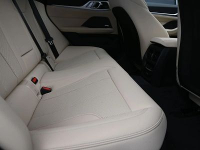 2026 BMW i4 - Photo 23