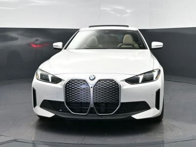 2026 BMW i4 - Photo 11