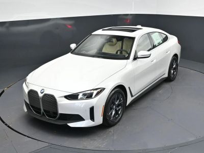 2026 BMW i4 - Photo 31