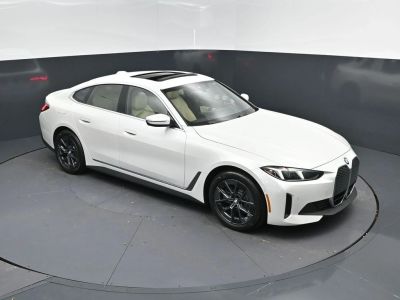 2026 BMW i4 - Photo 37