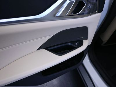 2026 BMW i4 - Photo 16