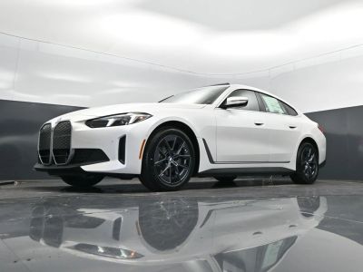 2026 BMW i4 - Photo 39
