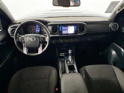 2017 Toyota Tacoma — photo 25 view