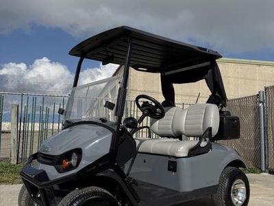 2023 E-Z-GO Express S2 ELiTE Lithium Ocean Grey — side profile view